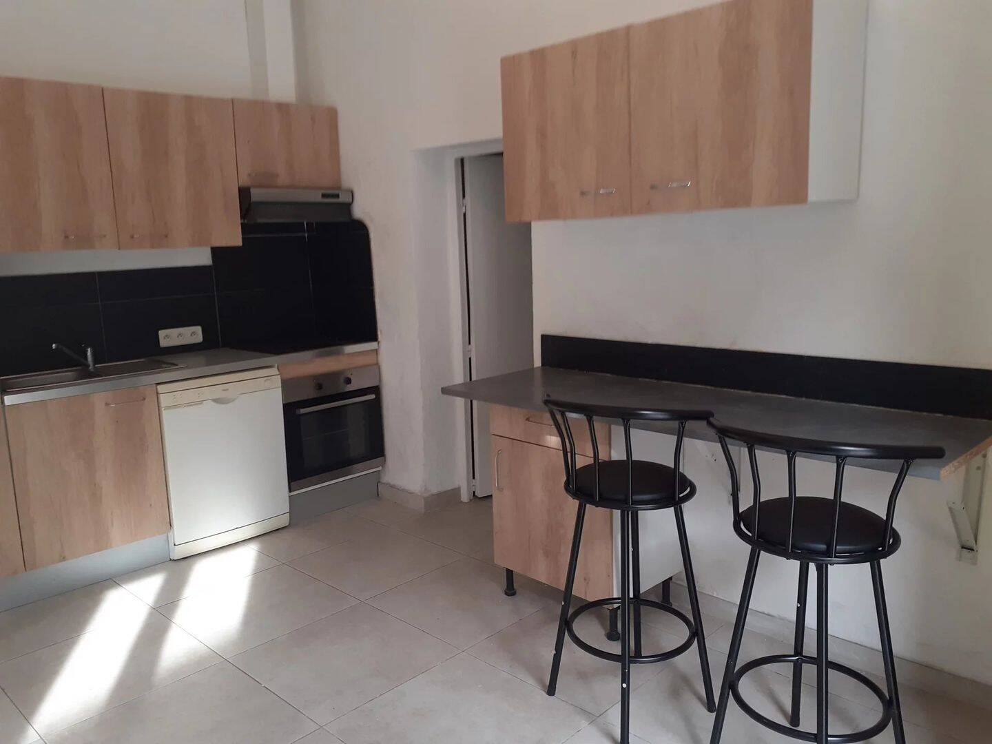 Trois pièces en duplex avec terrasse — 2