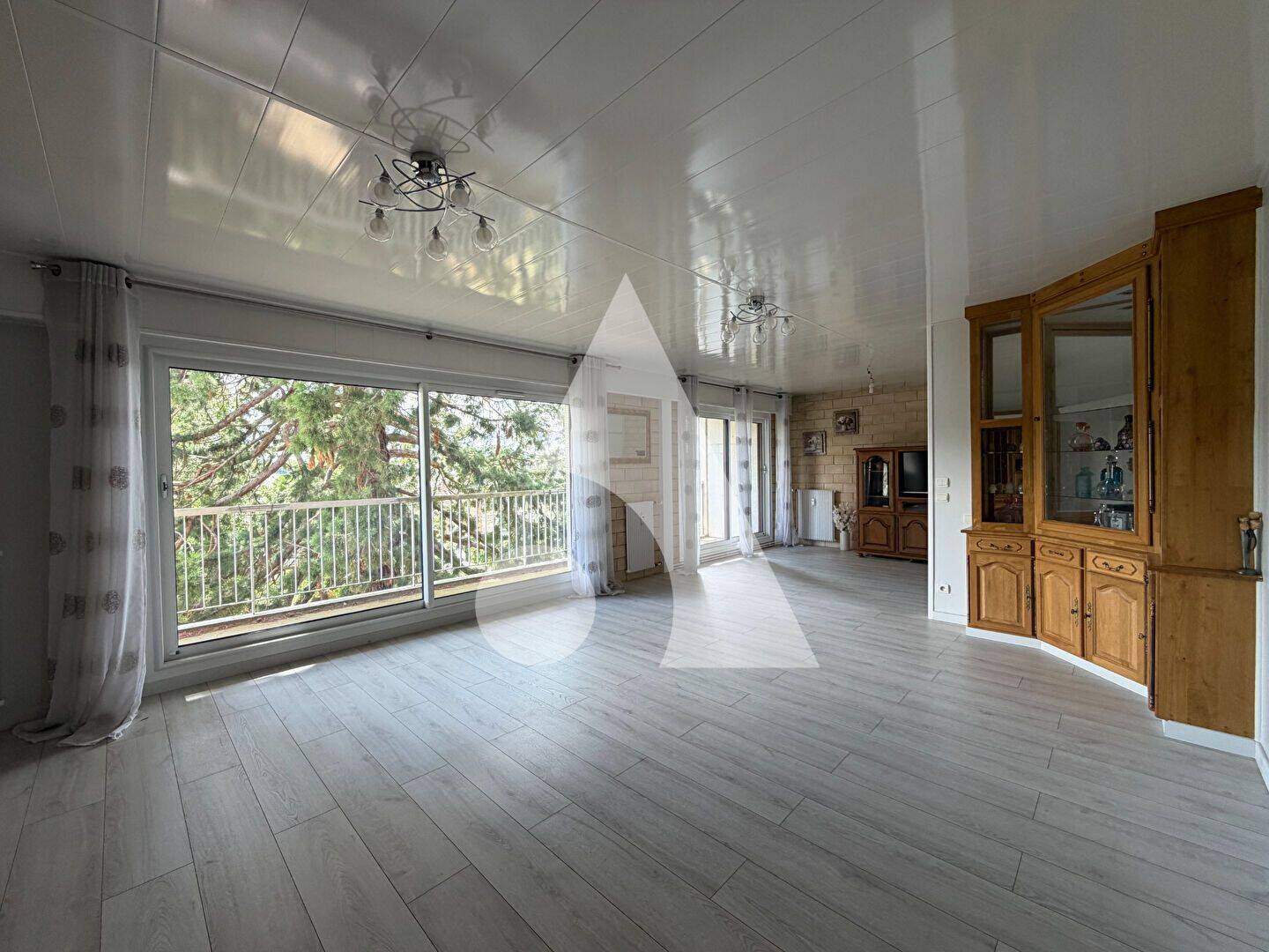 Appartement 4 pièces 104 m² · à Évreux · 104 m² · 138 000 €