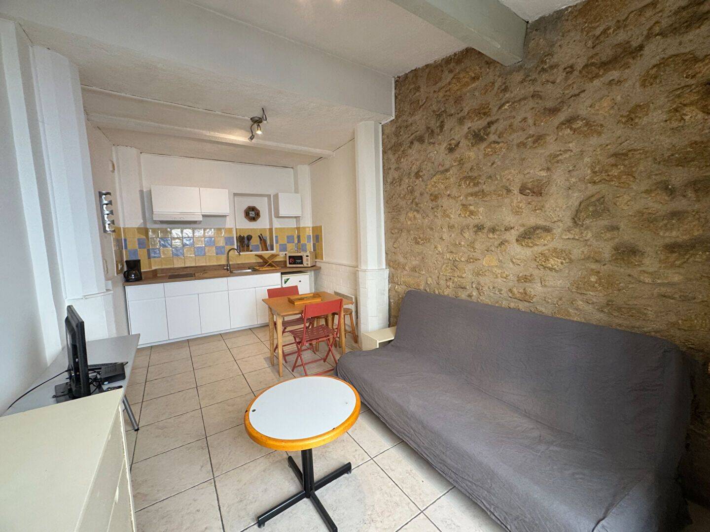Appartement 1 pièce 26 m² · à Salon-de-Provence · 26 m² · 595 €