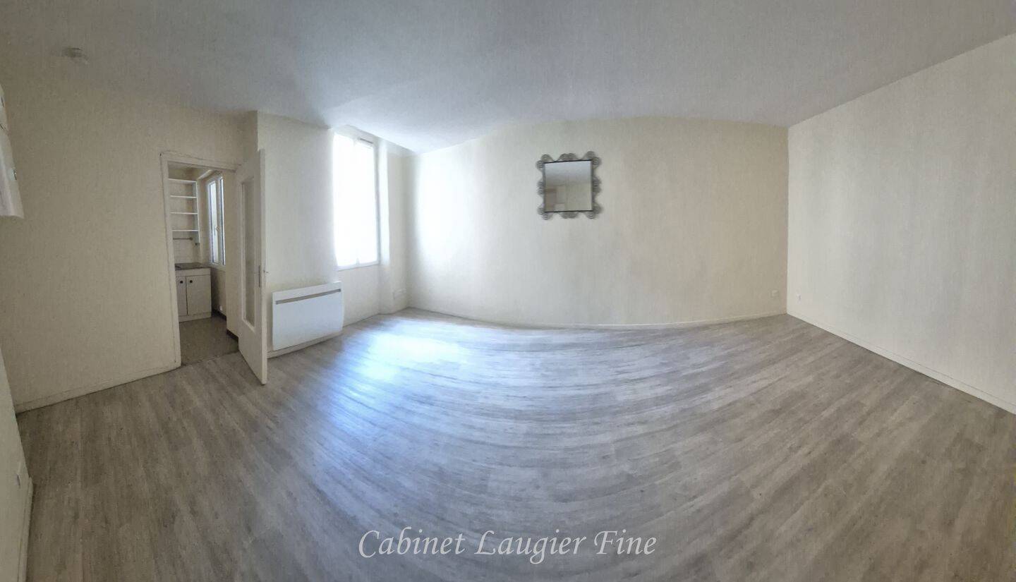 Appartement 1 pièce 29 m² · à Marseille 6ème Arrondissement · 29 m² · 495 €/mois