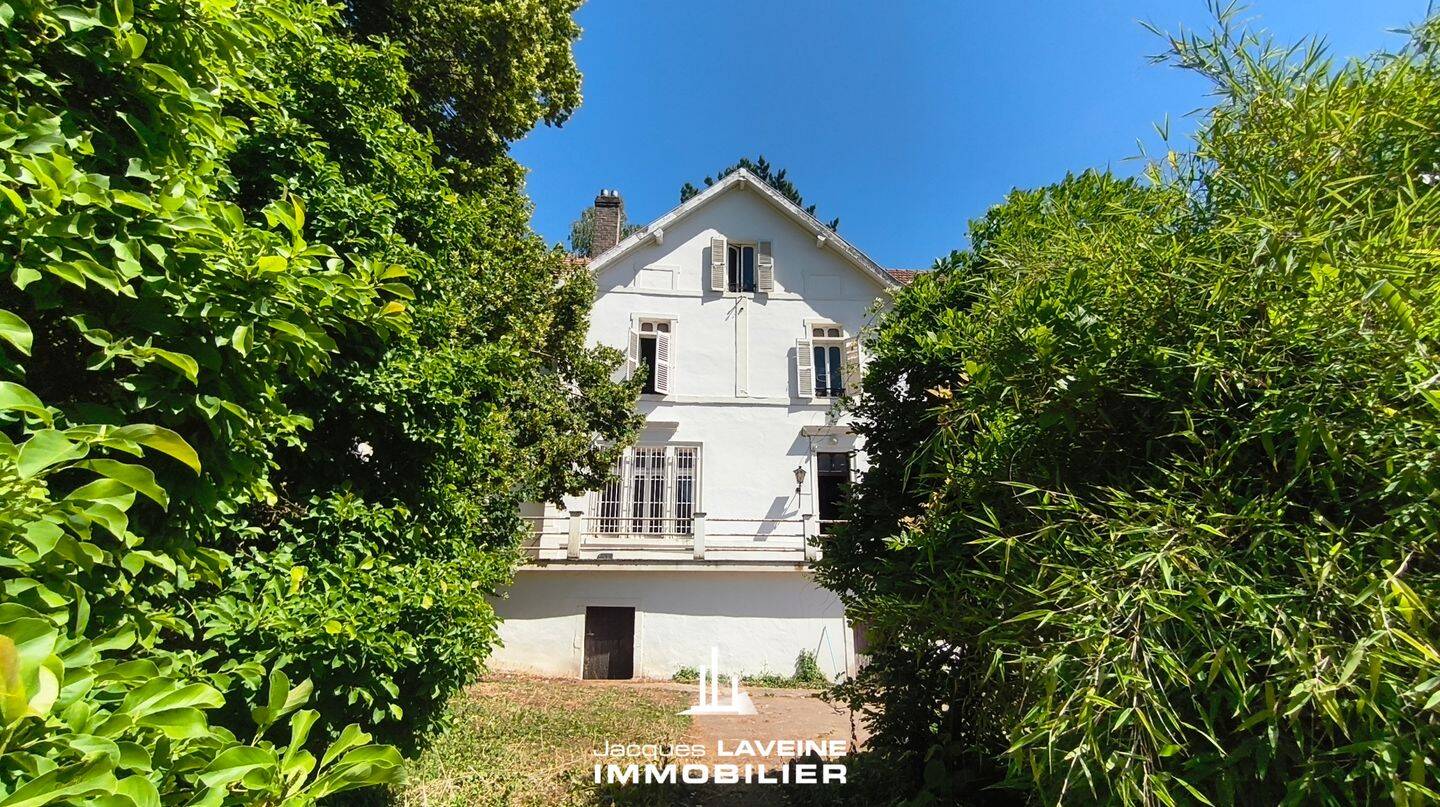 Maison 9 pièces 290 m² · à Pagny-sur-Moselle · 290 m² · 260 000 €