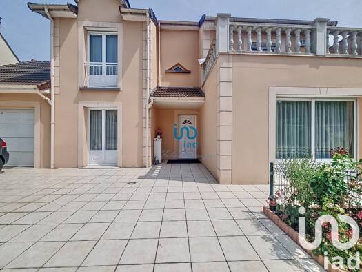 Maison à vendre 599 000 € 7 pièces 6 chambres 146 m² 562 m² de terrain Rue du Tir-Mont Châlat-Saint Hubert Chelles 77500