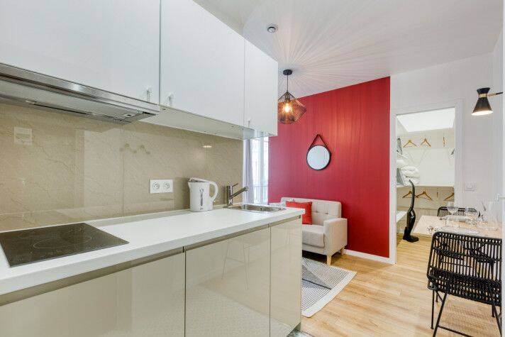 Appartement 2 pièces 21 m² · à Paris 18ème Arrondissement · 21 m² · 1 058 €/mois