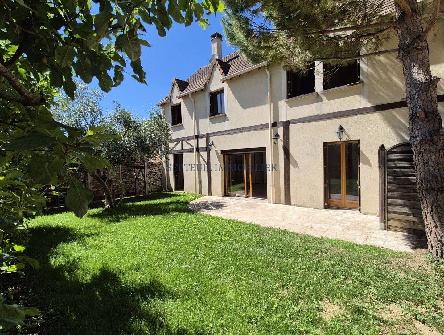 Maison 6 pièces 130 m² · à Septeuil · 130 m² · 319 000 €
