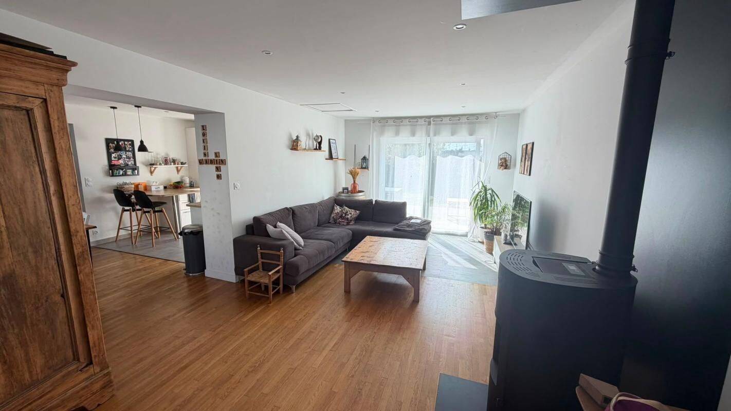 Maison 6 pièces 150 m² · à Saint-Renan · 149,8 m² · 1 350 €/mois