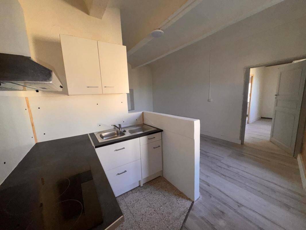Appartement 2 pièces 41 m² · à Saint-Julien-de-Cassagnas · 40,7 m² · 430 €/mois