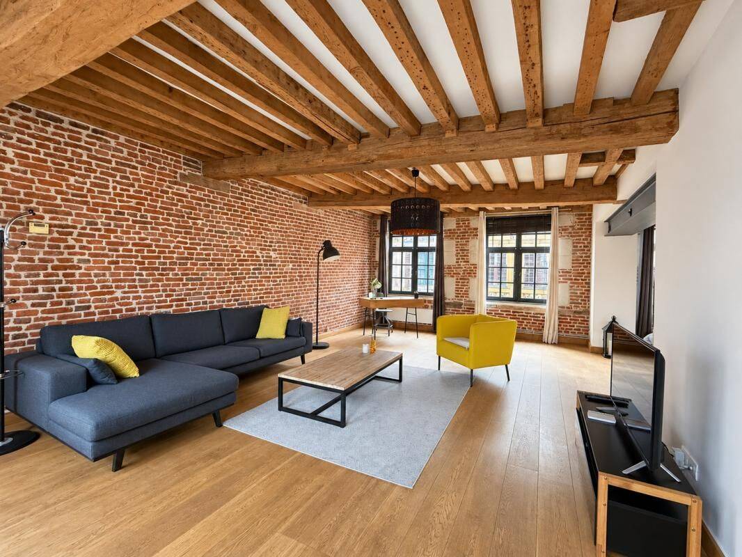 Appartement 3 pièces 127 m² · à Lille · 127 m² · 2 345 €/mois