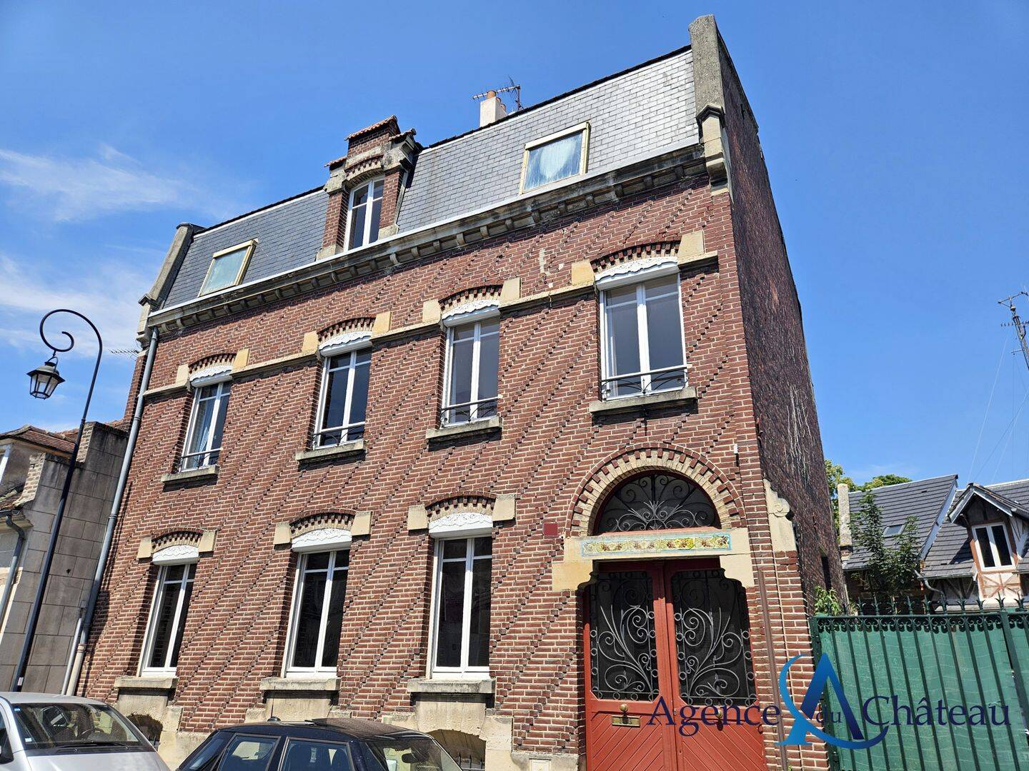 Maison 11 pièces 245 m² · à Compiègne · 245 m² · 550 000 €