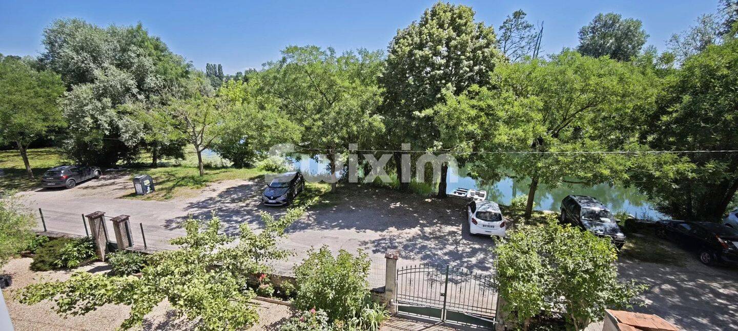 Maison 9 pièces 188 m² · à Pesmes · 188 m² · 320 000 €