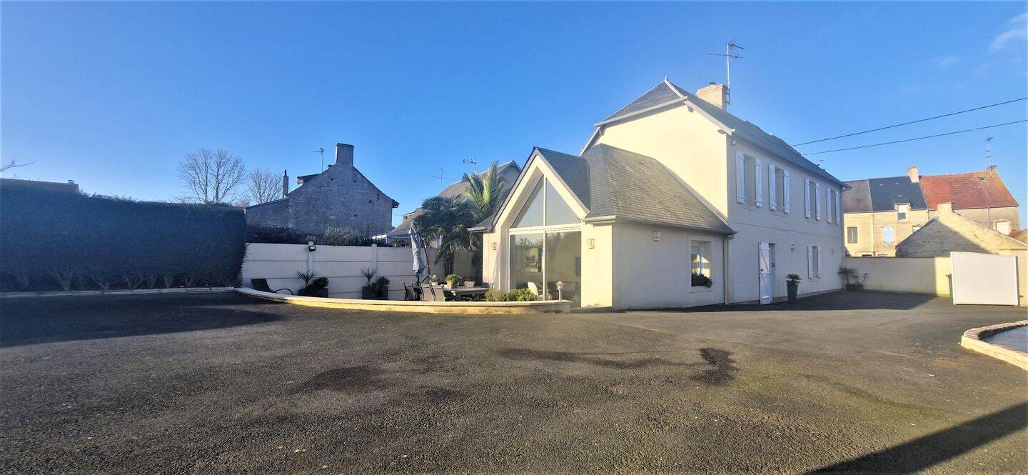 Maison 5 pièces 150 m² · à Grandcamp-Maisy · 150 m² · 370 000 €