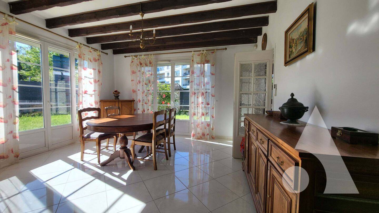 Maison 8 pièces 151 m² · à Herblay-sur-Seine · 151 m² · 399 000 €