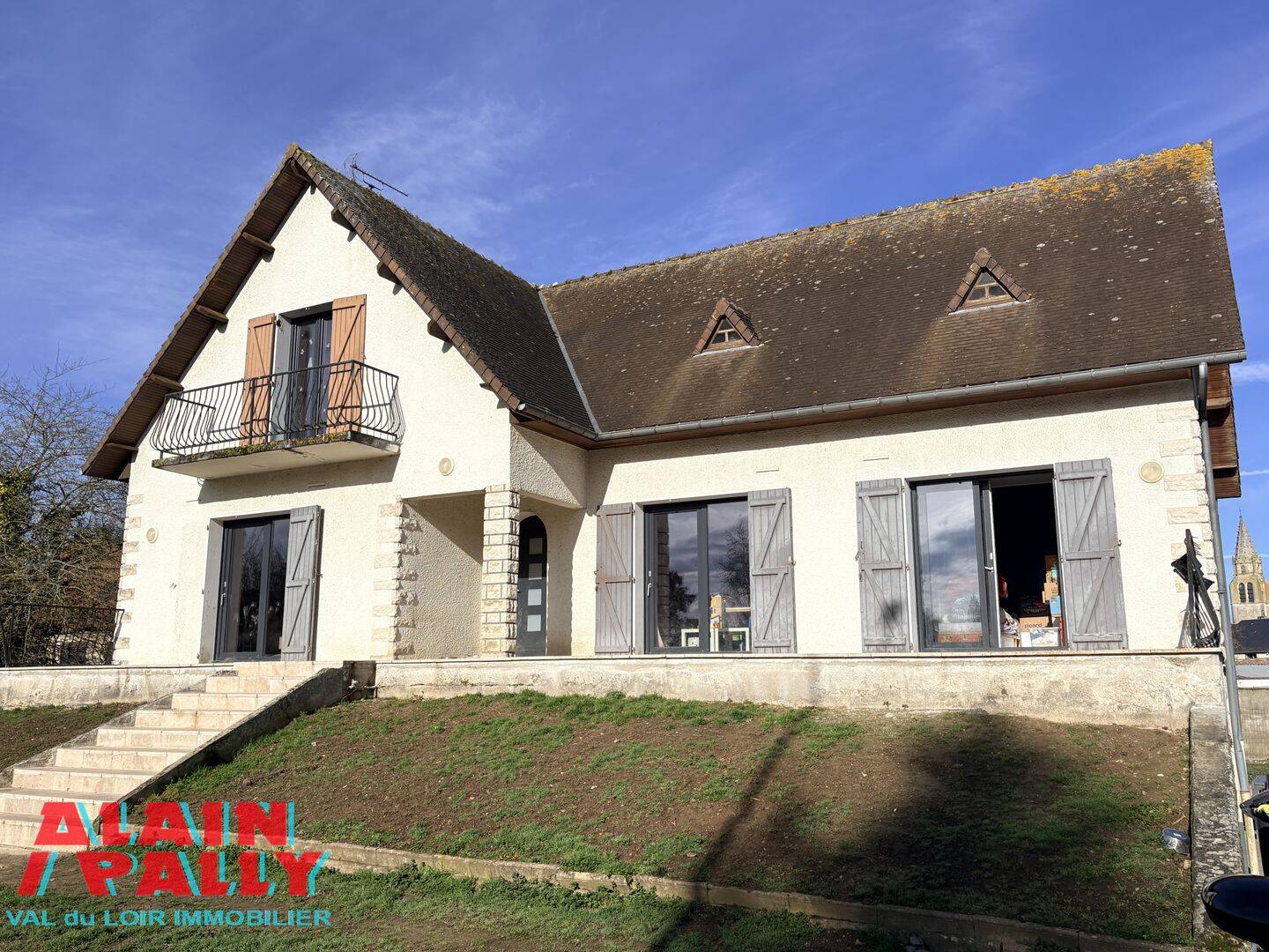 Maison 7 pièces 198 m² · à Cloyes-les-Trois-Rivières · 197,8 m² · 225 000 €