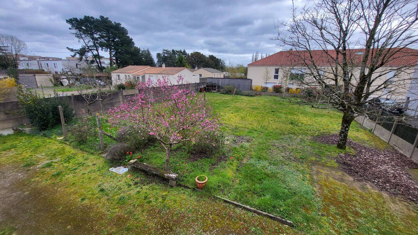 Maison 5 pièces 123 m² · à Les Sorinières · 122,9 m² · 300 000 €