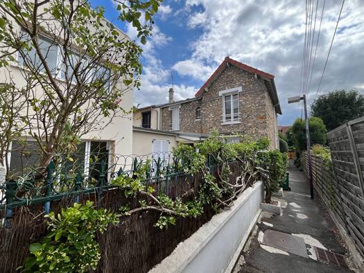 Maison à vendre 699 000 € 5 pièces 4 chambres 129 m² 154 m² de terrain Roissys Châtillon 92320