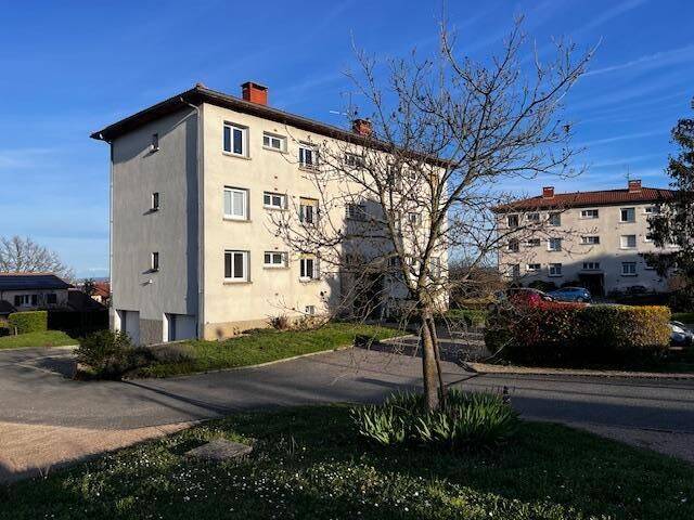 Appartement 4 pièces 76 m² · à Charly · 75,7 m² · 818 €/mois