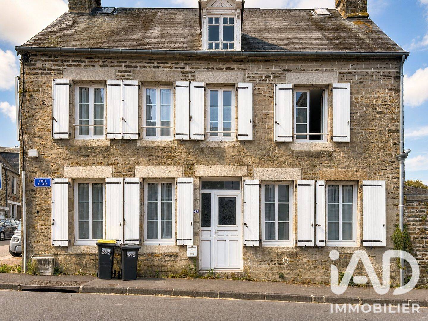 Maison 7 pièces 131 m² · à Tessy-Bocage · 131 m² · 96 000 €