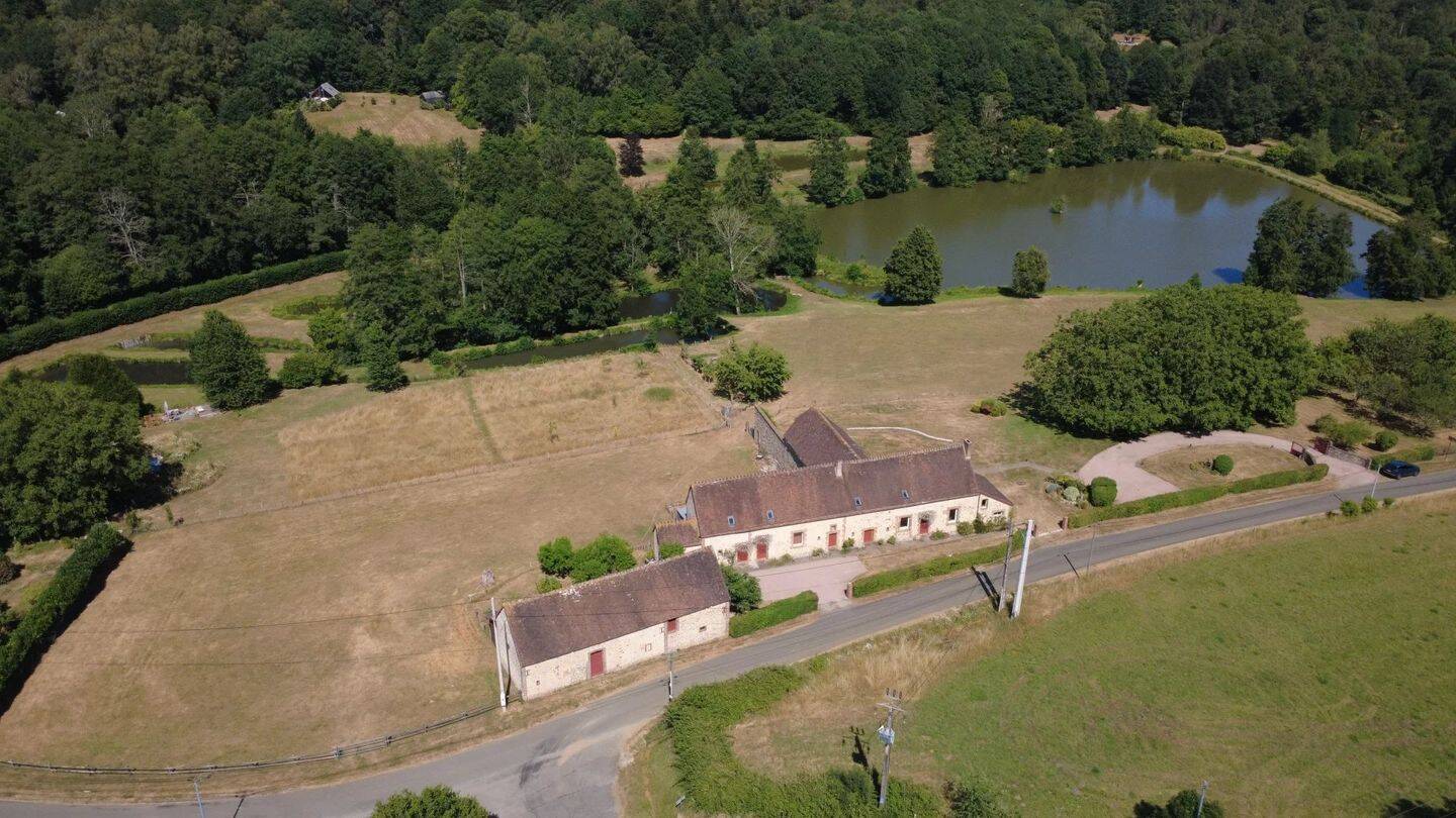 Maison 9 pièces 371 m² · à Mortagne-au-Perche · 371 m² · 1 055 000 €