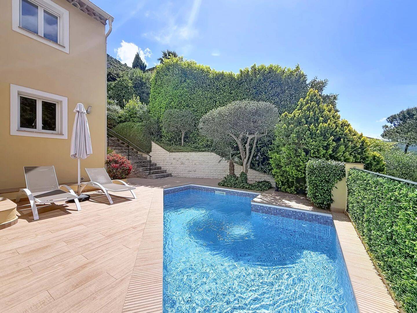 Maison 5 pièces 109 m² · à Tourrette-Levens · 109 m² · 620 000 €