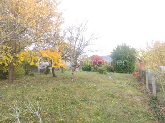 Terrain constructible à vendre 68 000 € 587 m² de terrain Férolles 45150