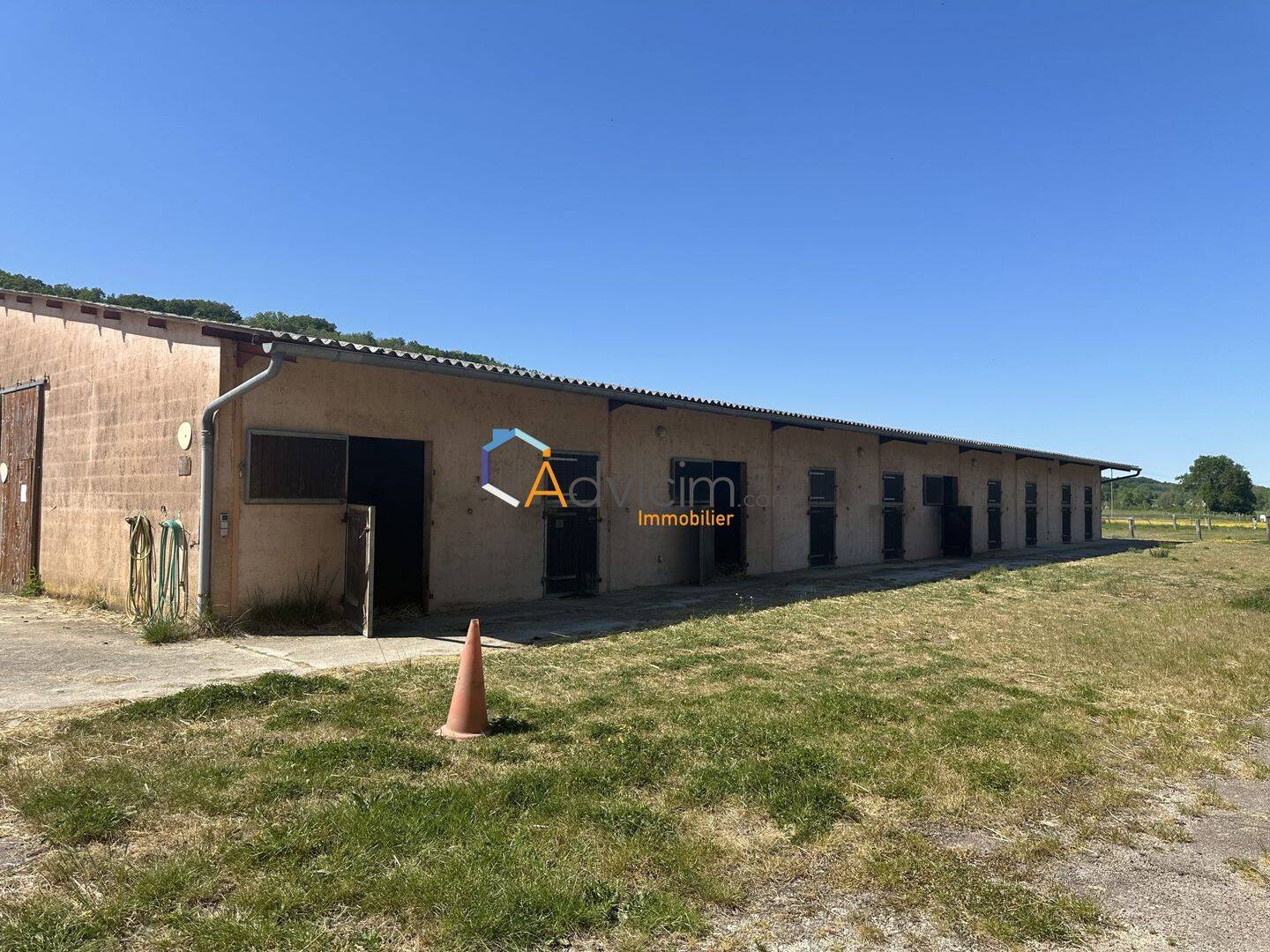 Maison 4 pièces 90 m² · à Charny Orée de Puisaye · 90 m² · 465 000 €