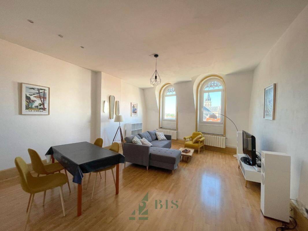 Appartement 4 pièces 102 m² · à Roanne · 102 m² · 885 €/mois