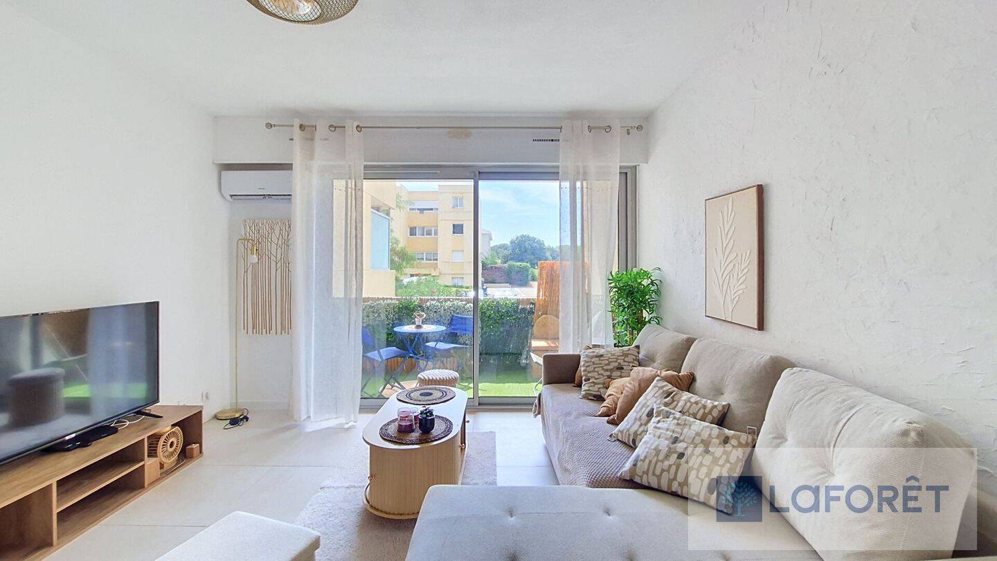 Appartement 2 pièces 38 m² · à Six-Fours-les-Plages · 38 m² · 785 €