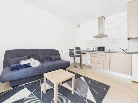 Appartement à louer 480 € 1 pièce 20 m² RDC/2 Centre Ville Quimper 29000