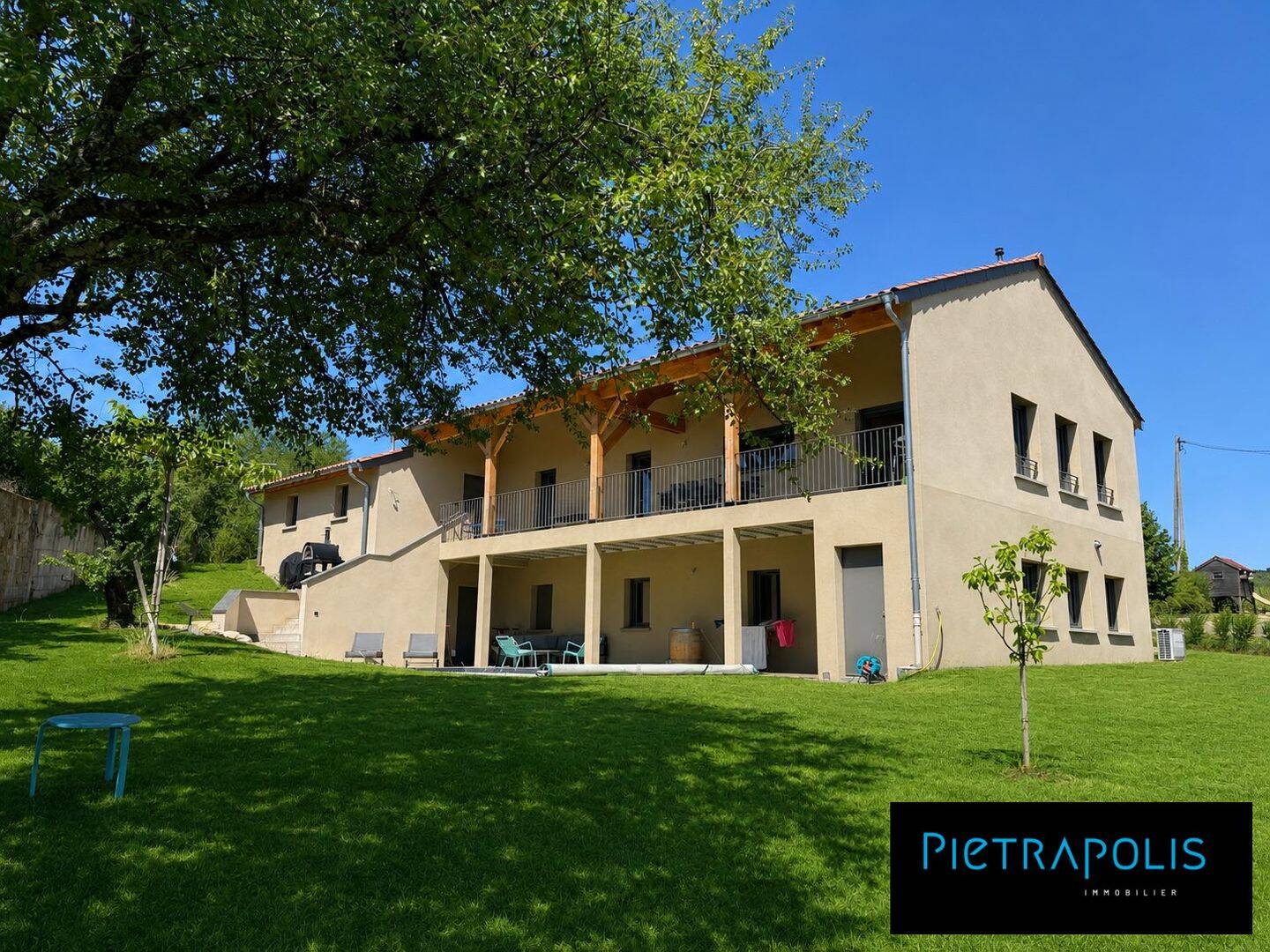 Maison 9 pièces 210 m² · à Mâcon · 210 m² · 698 000 €