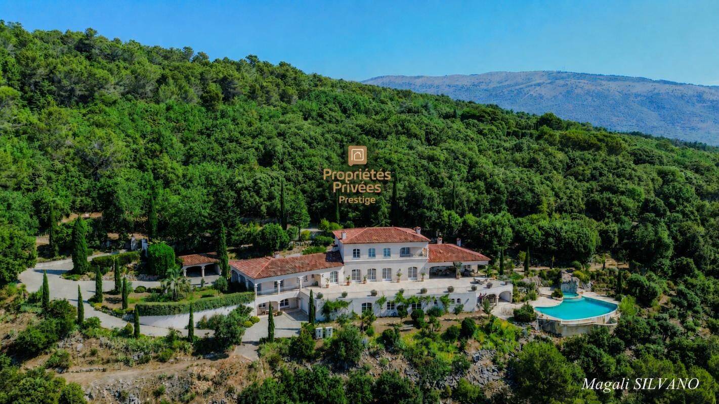 Maison 10 pièces 500 m² · à Cabris · 500 m² · 4 800 000 €