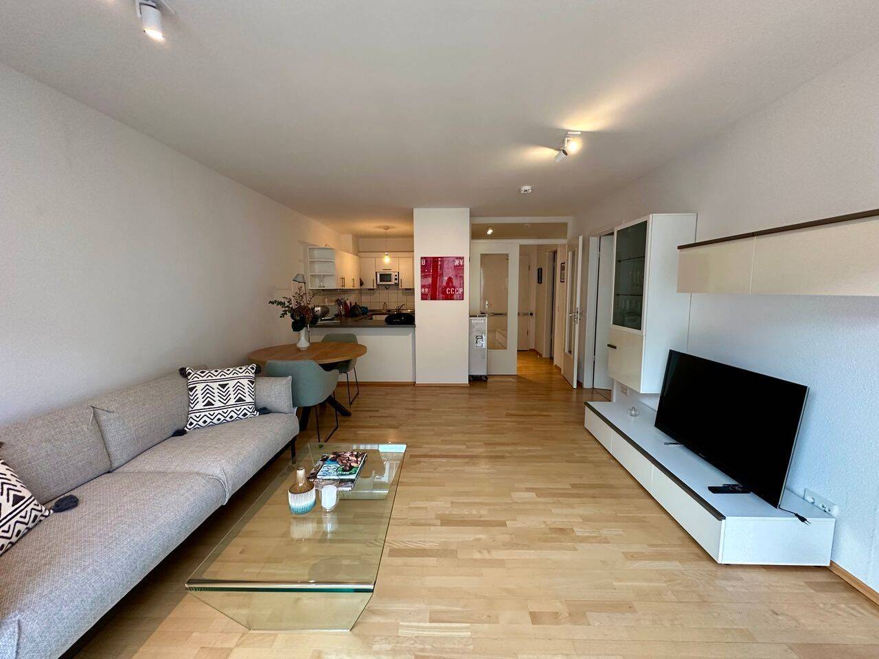 Appartement 2 pièces 34 m² · à Paris 10ème Arrondissement · 34 m² · 1 073 €/mois