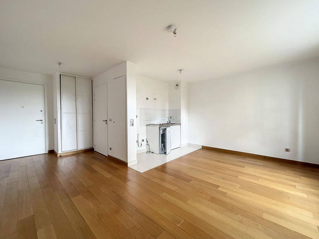 Appartement 1 pièce 32 m² · à Paris 13ème Arrondissement · 32 m² · 917 €