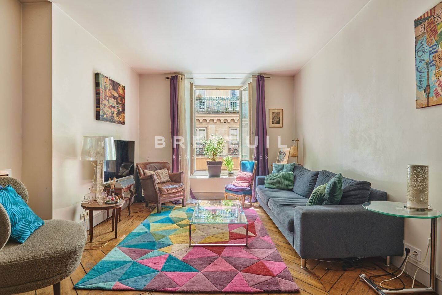 Appartement 2 pièces 46 m² · à Paris 10ème Arrondissement · 46,1 m² · 450 000 €