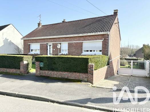 Maison à vendre 229 500 € 7 pièces 6 chambres 108 m² 923 m² de terrain Lumbres 62380