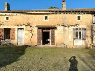 Mas à vendre 50 000 € 3 pièces 1 chambre 62 m² 1 100 m² de terrain Saint-Jean-de-Sauves 86330