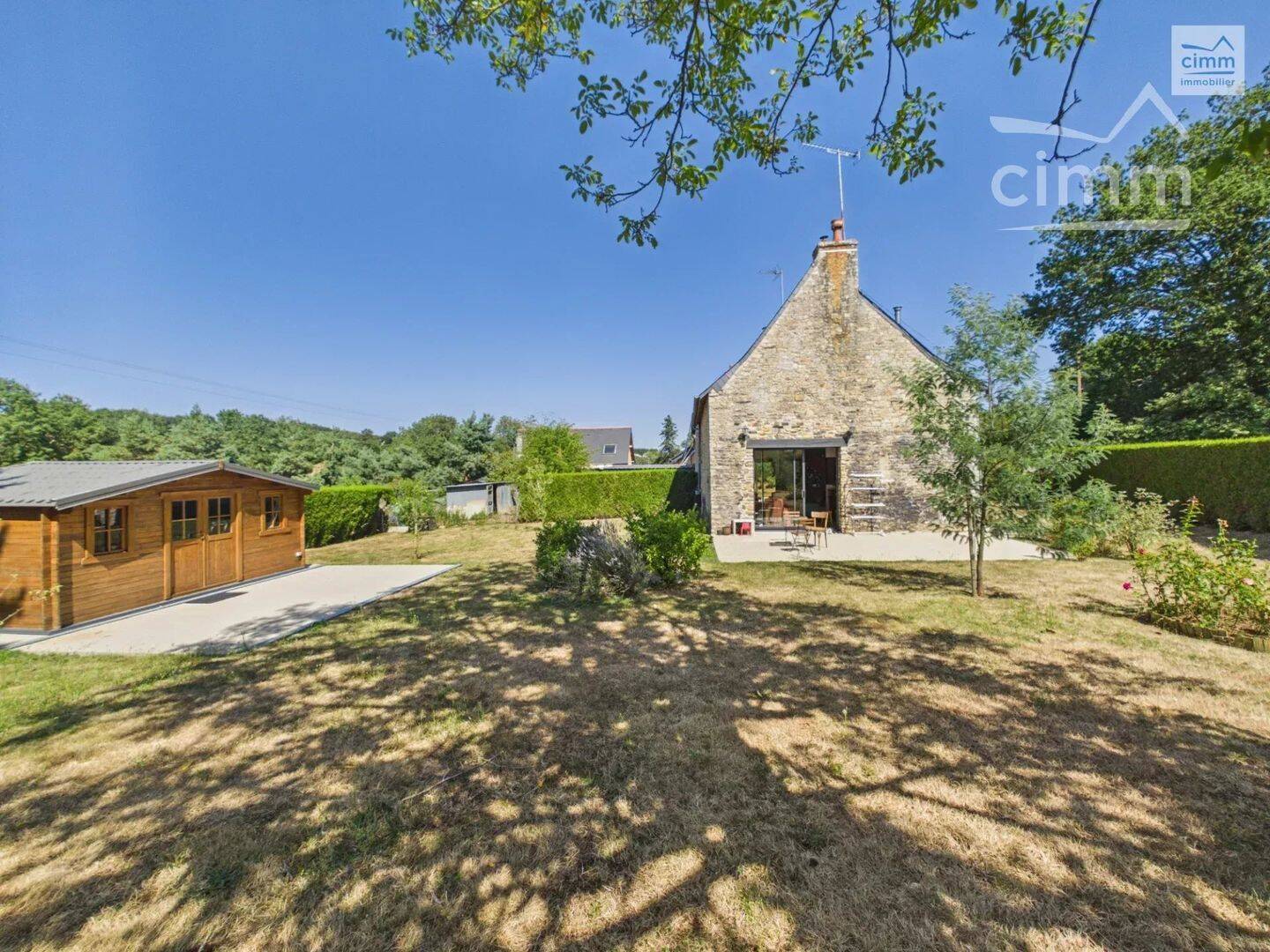 Maison 4 pièces 94 m² · à Bourg-des-Comptes · 93,9 m² · 845 €