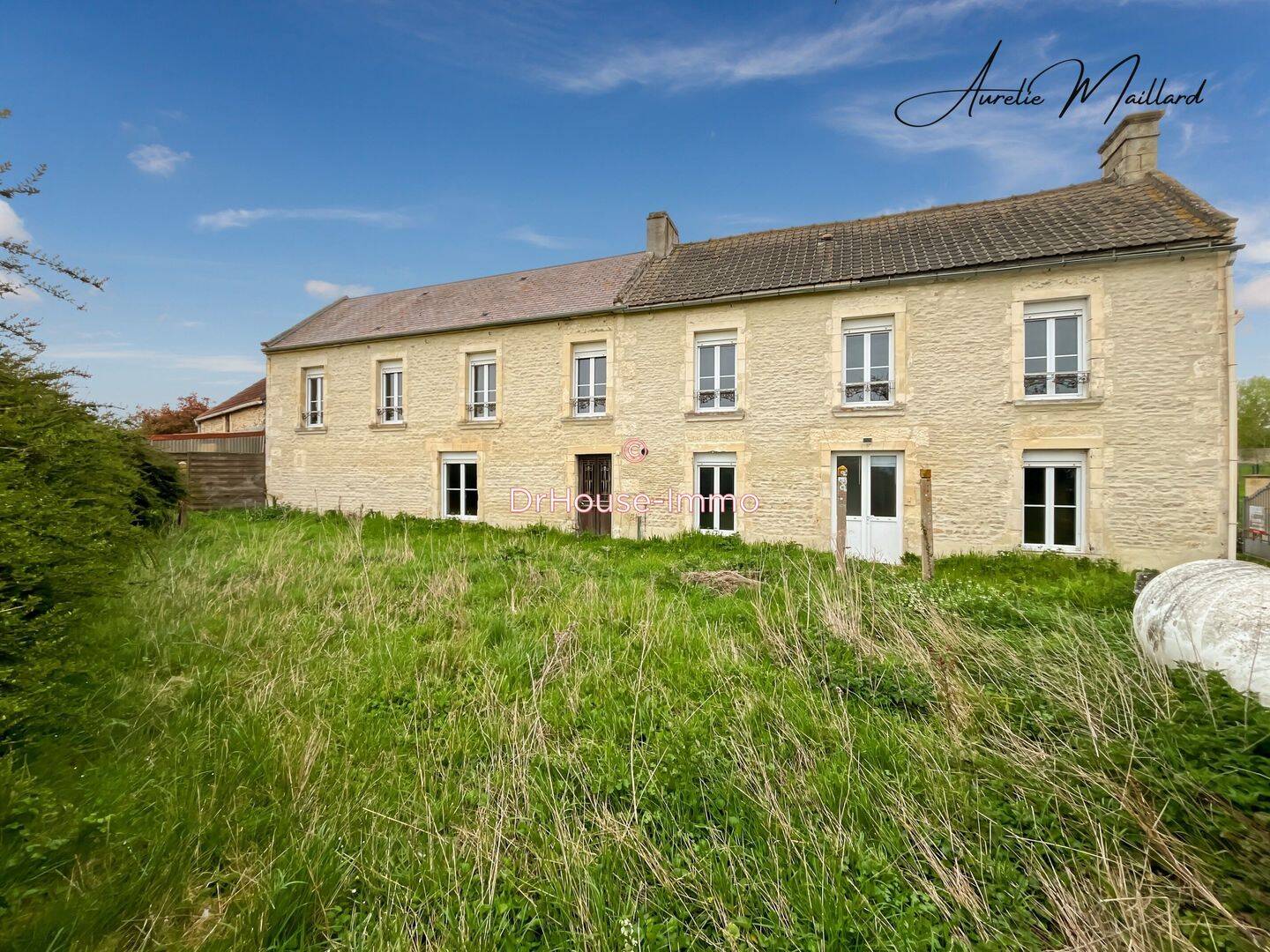 Maison 6 pièces 143 m² · à Le Castelet · 143 m² · 270 400 €
