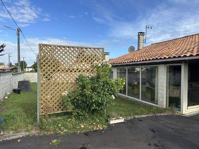 Maison 5 pièces 98 m² · à Germignac · 98 m² · 158 000 €