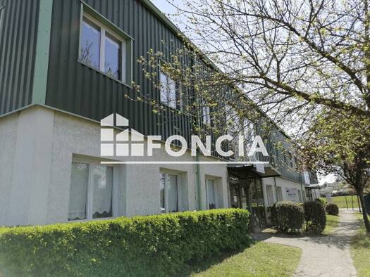 Local commercial à louer 3 357 € 97 m² de surface de vente Les-Armieres le Mas de la-Raz Villefontaine 38090