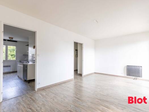 Duplex à vendre 189 900 € 4 pièces 3 chambres 83,4 m² Étage 1/3 Châteaubourg 35220