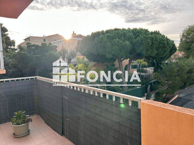Appartement 2 pièces 33 m² · à Hyères · 32,8 m² · 446 €