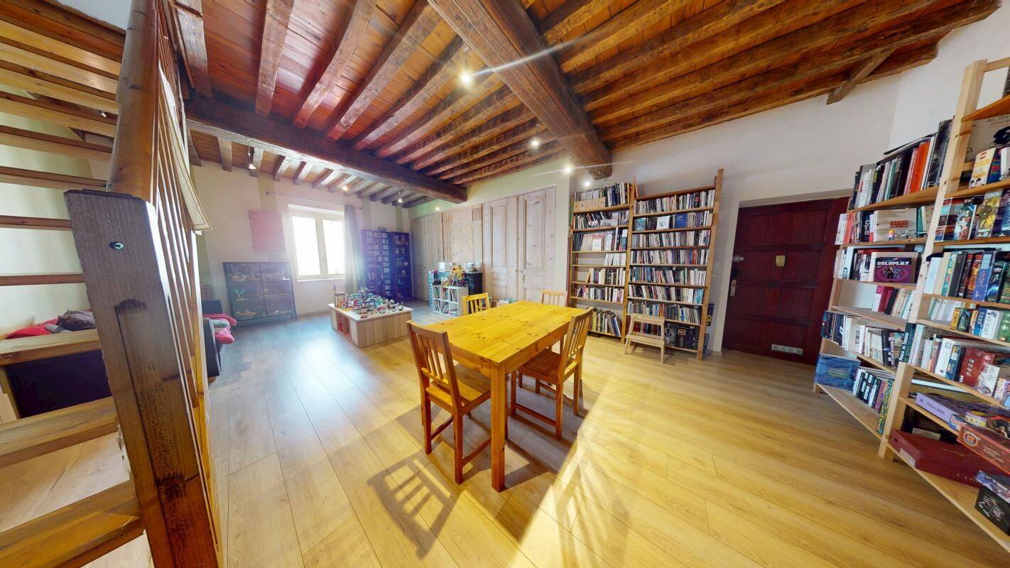 Appartement 3 pièces 89 m² · à Villefranche-sur-Saône · 88,7 m² · 179 000 €