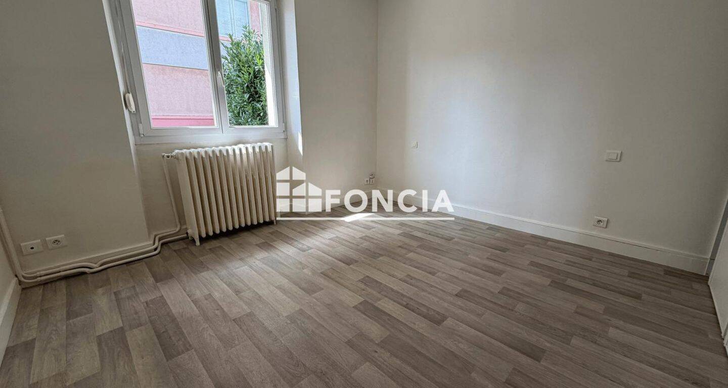 Maison 6 pièces 98 m² · à Besançon · 97,9 m² · 1 100 €/mois