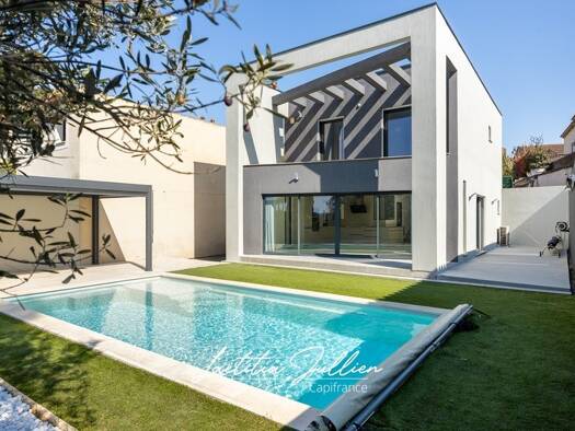 Maison à vendre 689 000 € 4 pièces 3 chambres 114 m² 400 m² de terrain Les Camoins Marseille 11ème arrondissement 13011