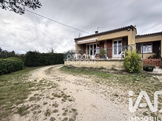 Villa à vendre 348 000 € 3 pièces 2 chambres 83,3 m² 3 187 m² de terrain Pujaut 30131