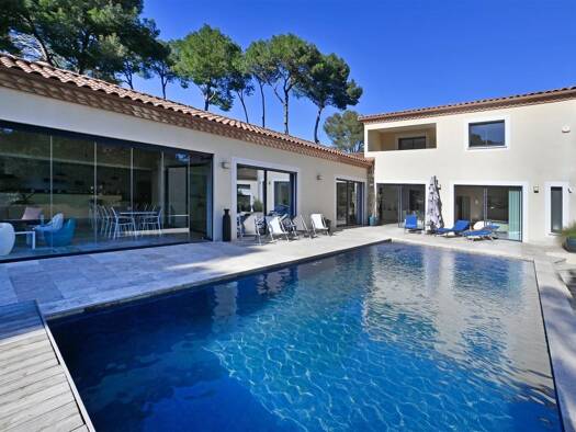 Villa à vendre 1 150 000 € 8 pièces 5 chambres 288 m² 1 640 m² de terrain Nages-et-Solorgues 30114