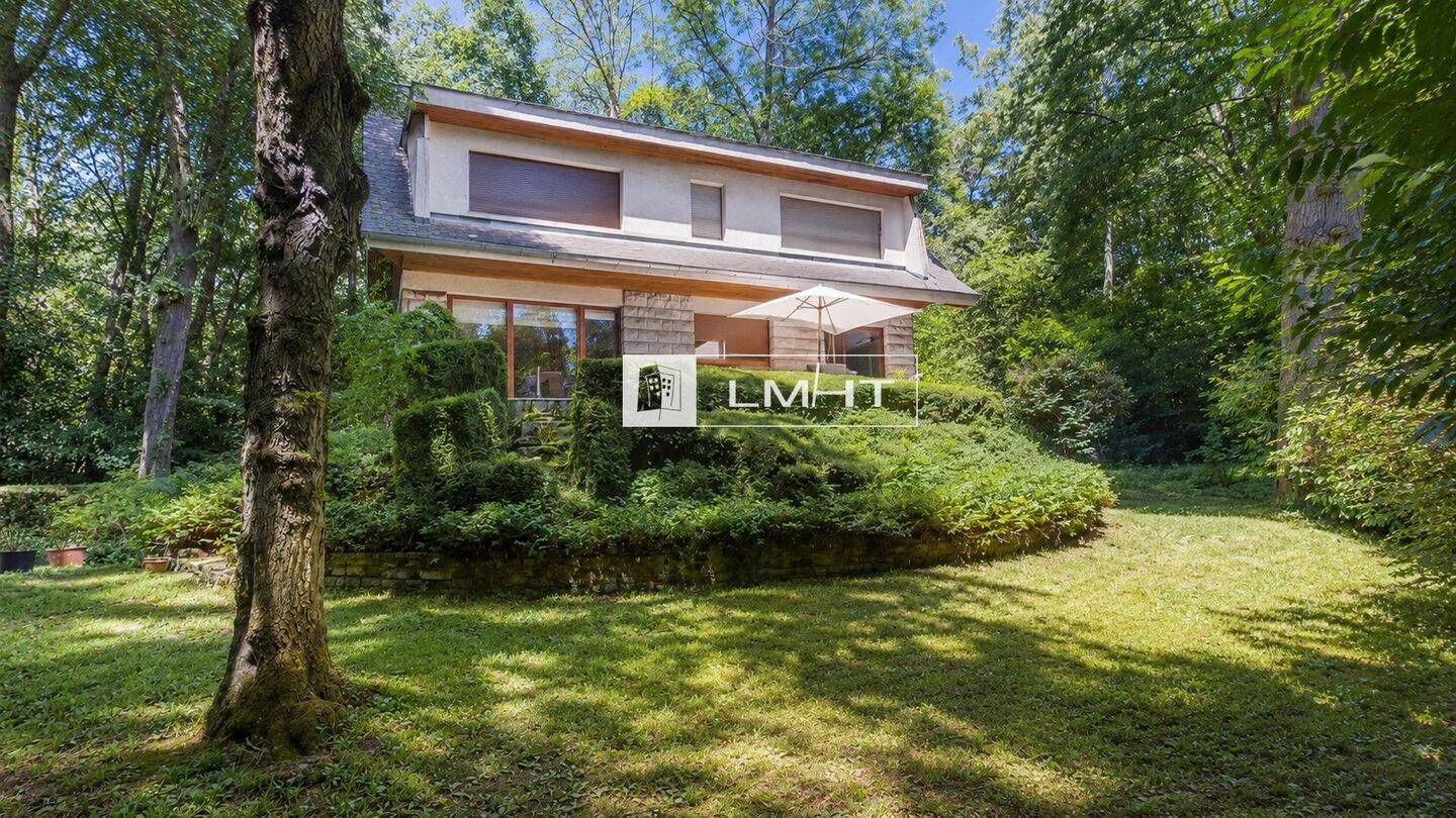 Maison 6 pièces 153 m² · à L'Étang-la-Ville · 152,6 m² · 3 485 €