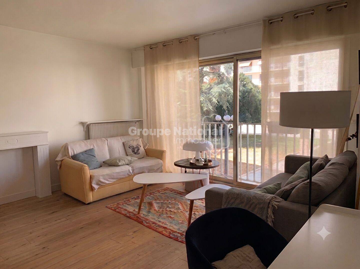 Appartement 4 pièces 102 m² · à Versailles · 101,6 m² · 2 043 €/mois