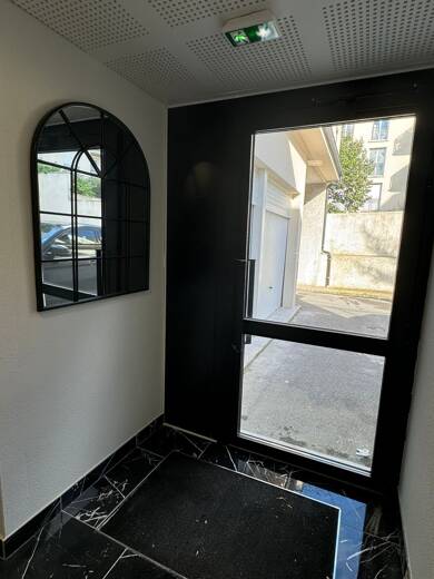 Loft à vendre 210 000 € 1 pièce 67,3 m² Grenouillère-Marnois-Rive de Marne Noisy-le-Grand 93160