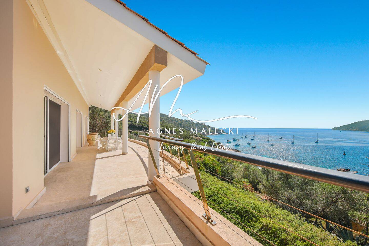 Maison 5 pièces 188 m² · à Hyères · 188 m² · 1 790 000 €
