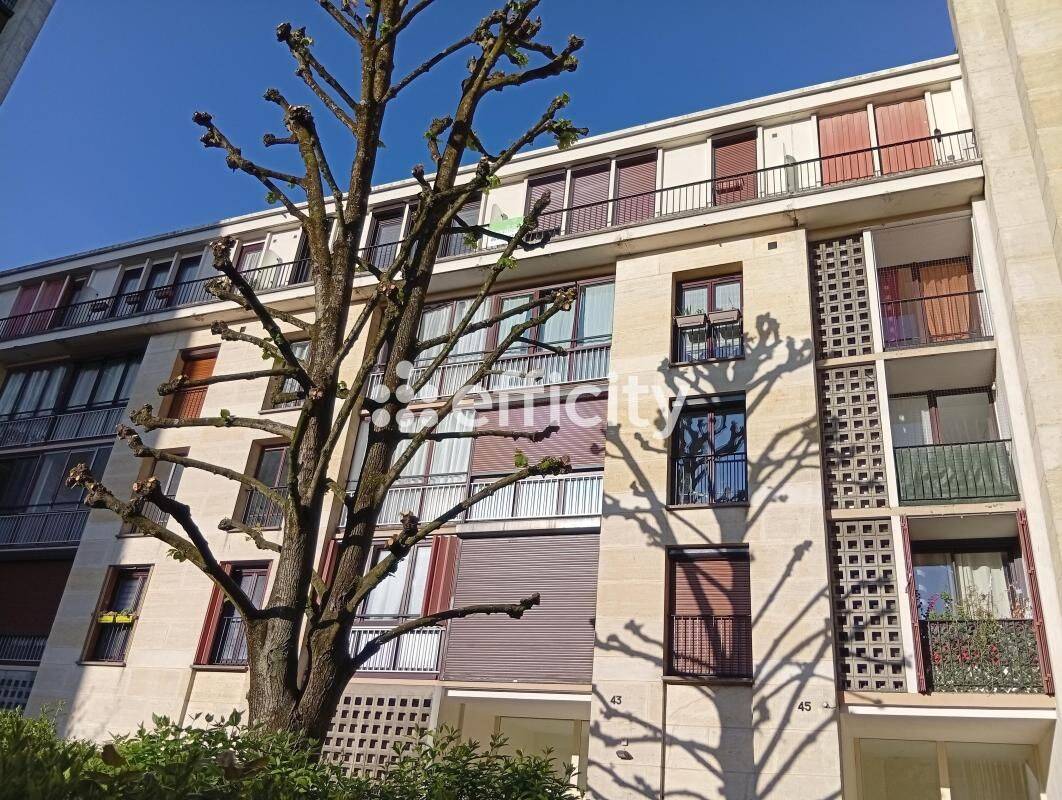 Appartement 3 pièces 56 m² · à Meudon · 56 m² · 185 000 €